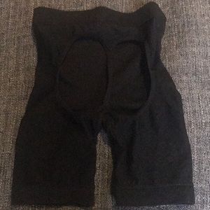 Yiannas shapewear